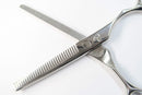 Cランク【MIZUTANI SCISSORS ミズタニシザーズ】  セニング 美容師・理容師 5.7インチ 右利き 【中古】:H-12233-5