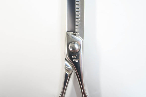 Bランク【ナルトシザー naruto scissors】 三梳きトラントS26 セニング 美容師・理容師 6.0インチ 右利き 【中古】:G-1732