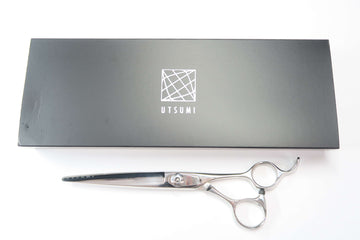 Sランク【UTSUMI ウツミ 内海】 RS70 シザー 美容師・理容師 7.0インチ 右利き 【中古】:G-1837