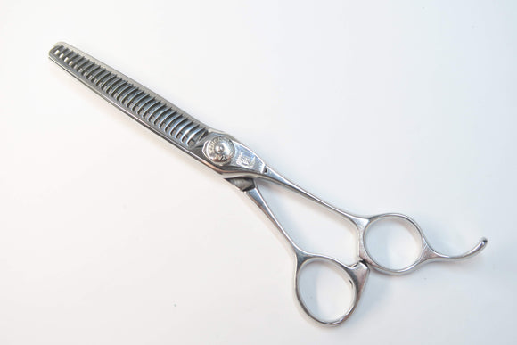 Cランク【ナルトシザー naruto scissors】 三梳きシーリングZ S27 セニング 美容師・理容師 6.2インチ 右利き 【中古】:H-11843