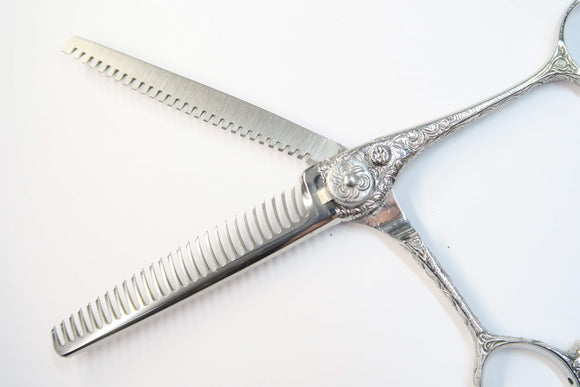 Bランク【ナルトシザー naruto scissors】 二梳きヘネシーブーメランS27唐草 セニング 美容師・理容師 5.8インチ 右利き 【中古】:H-11897