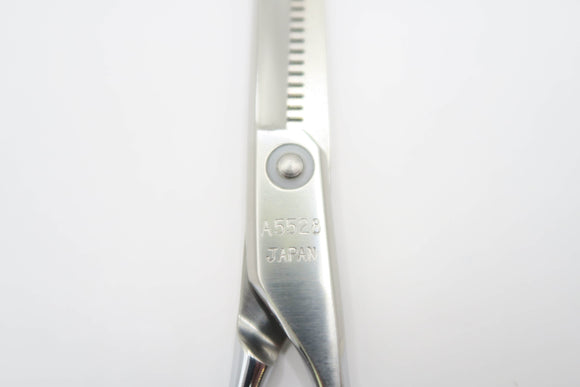 Cランク【AKKOHS アコス】 A5528 セニング 美容師・理容師 5.5インチ 右利き 【中古】:H-10141