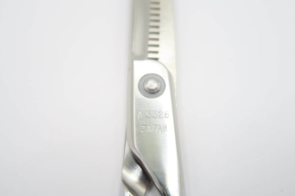 Cランク【AKKOHS アコス】 A5528 セニング 美容師・理容師 5.6インチ 右利き 【中古】:H-10147