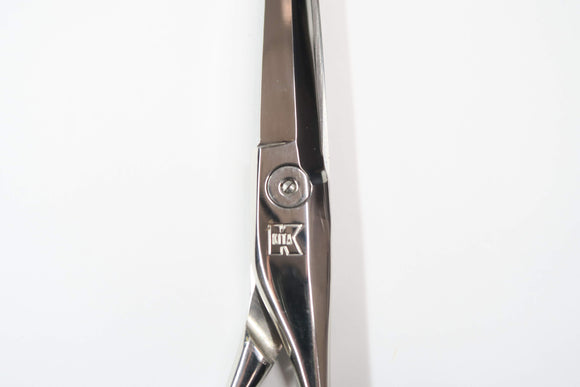 Cランク【KITA IDEA 喜多アイディア キタ】 KW70 シザー 美容師・理容師 6.5インチ 右利き 【中古】:H-10875