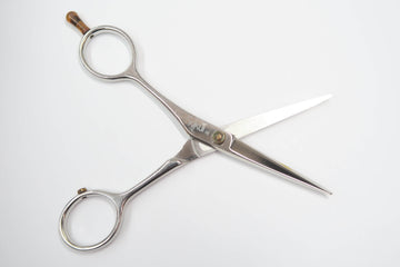 Cランク【KIKUI SCISSORS キクイシザーズ】 50 シザー 美容師・理容師 5.0インチ 左利き 【中古】:H-11399
