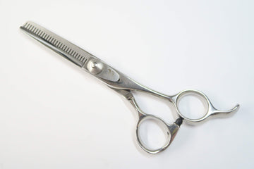Cランク【シザーズ内山 scissors UCHIYAMA】 35 セニング 美容師・理容師 5.5インチ 右利き 【中古】:H-11531