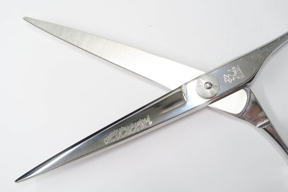 Bランク【光シザー ヒカリ HIKARI】 BLAZE 574 シザー 美容師・理容師 7.0インチ 右利き 【中古】:H-11575