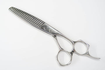 Cランク【MIZUTANI SCISSORS ミズタニシザーズ】 ACRO Acroleaf WIDE K-15 セニング 美容師・理容師 5.7インチ 右利き 【中古】:H-11665