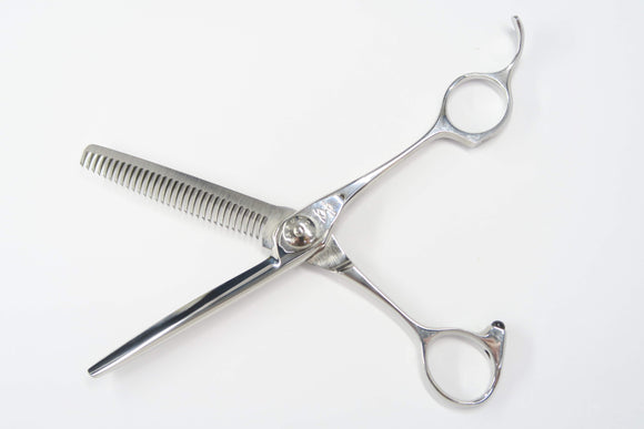 Cランク【ナルトシザー naruto scissors】 二梳きランギーB31 セニング 美容師・理容師 5.8インチ 右利き 【中古】:H-11666