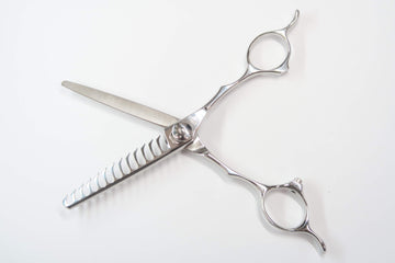 Cランク【ナルトシザー naruto scissors】 ドレスライン セニング 美容師・理容師 5.6インチ 右利き 【中古】:H-11784