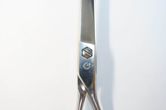 Cランク【KIKUI SCISSORS キクイシザーズ】 K7 シザー 美容師・理容師 6.7インチ 右利き 【中古】:H-11847