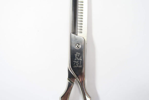 Cランク【光シザー HIKARI ヒカリ】 WINDS 751 セニング 美容師・理容師 6.0インチ 右利き 【中古】:H-11917