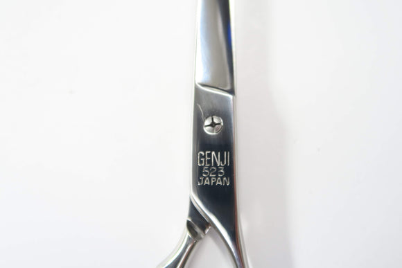 Bランク【光シザー HIKARI ヒカリ】 GENJI 523 シザー 美容師・理容師 5.2インチ 右利き 【中古】:H-11936