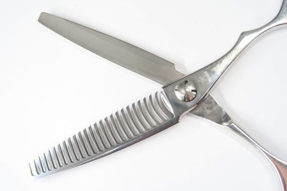 Cランク【SCISSORS JAPAN シザーズジャパン】 ERS20i セニング 美容師・理容師 5.7インチ 右利き 【中古】:H-11962