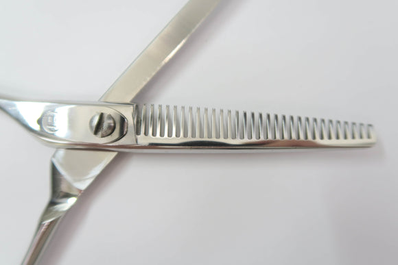 Cランク【サイキシザー SAIKI scissors】 30 セニング 美容師・理容師 5.9インチ 左利き 【中古】:H-8374