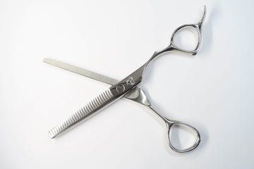 Cランク【MIZUTANI SCISSORS ミズタニシザーズ】  セニング 美容師・理容師 5.7インチ 右利き 【中古】:H-12233 - 0
