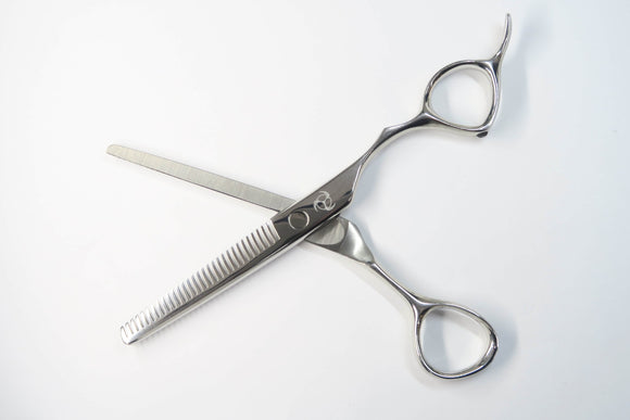 Cランク【MIZUTANI SCISSORS ミズタニシザーズ】  セニング 美容師・理容師 5.7インチ 右利き 【中古】:H-12233