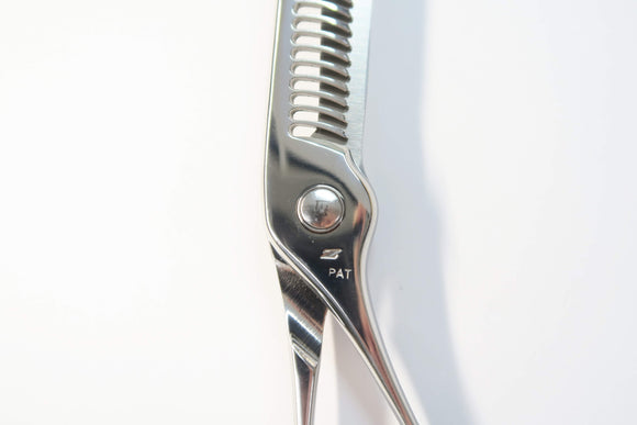 Bランク【ナルトシザー naruto scissors】 RK三梳きヘネシーイタリック・B27 セニング 美容師・理容師 6.1インチ 右利き 【中古】:G-1884