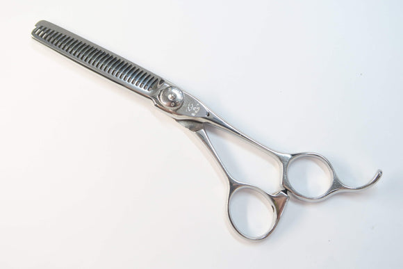 Cランク【ナルトシザー naruto scissors】 二梳きヘネシーラムールS31 セニング 美容師・理容師 6.0インチ 右利き 【中古】:H-12173