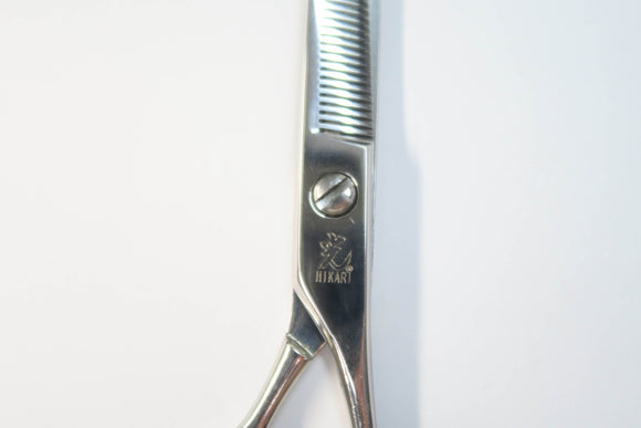 Bランク【光シザー HIKARI ヒカリ】 THINNING 722 セニング 美容師・理容師 5.9インチ 右利き 【中古】:H-12209