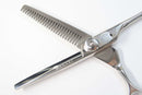 Cランク【MIZUTANI SCISSORS ミズタニシザーズ】 BLACK-SMITH セニング 美容師・理容師 6.0インチ 右利き 【中古】:G-1876-5
