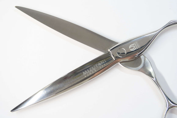 Bランク【MIZUTANI SCISSORS ミズタニシザーズ】 BLACK-SMITH Fit PUFFIN シザー 美容師・理容師 6.8インチ 右利き 【中古】:G-1878