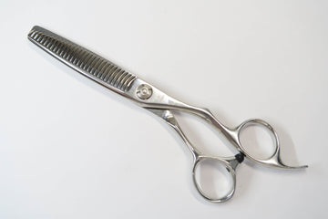 Cランク【SCISSORS JAPAN シザーズジャパン】 EF25%29i11 N セニング 美容師・理容師 5.7インチ 右利き 【中古】:H-12096