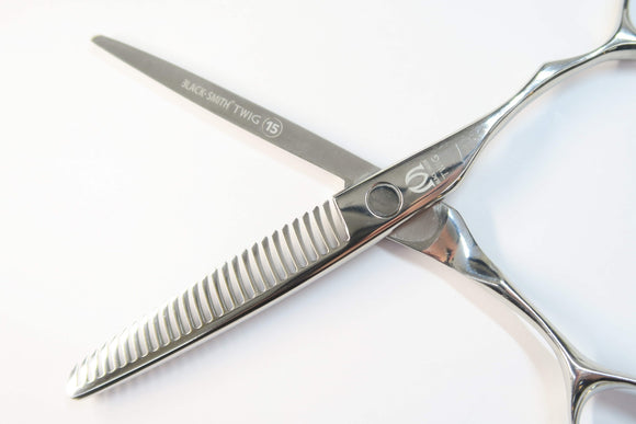 Bランク【MIZUTANI SCISSORS ミズタニシザーズ】 BLACK-SMITH TWIG THINNING 15 セニング 美容師・理容師 5.6インチ 右利き 【中古】:H-12188