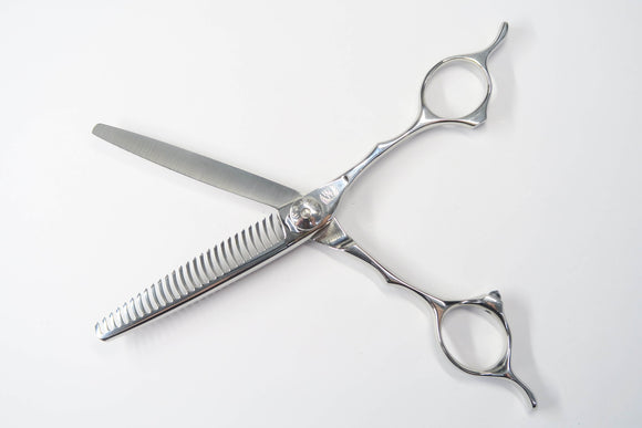 Cランク【ナルトシザー naruto scissors】 三梳きトラントS26 セニング 美容師・理容師 6.0インチ 右利き 【中古】:H-12090