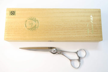 Bランク【ナルトシザー naruto scissors】 コンコルドラインZ シザー 美容師・理容師 6.4インチ 右利き 【中古】:G-1885