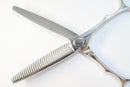 Cランク【ナルトシザー naruto scissors】 レオヴィスタ MTS30G セニング 美容師・理容師 5.7インチ 右利き 【中古】:H-12181-5